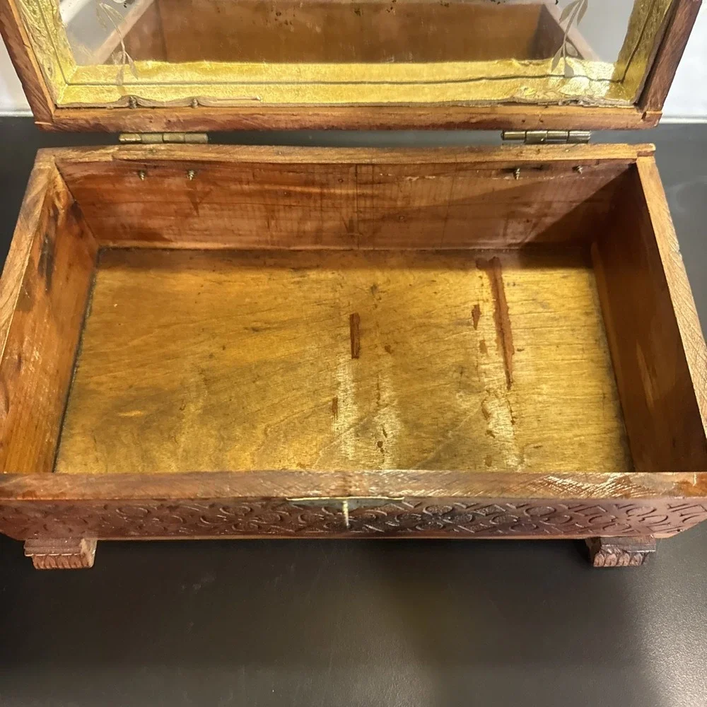 Vintage  Wooden Keepsake Box Hand Carved With Etched Floral Mirror